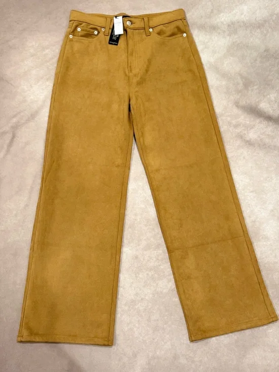 Banana Republic Women’s Ultra High Rise Wide-Leg Suede Pants in Camel Size 28 - Picture 2 of 12
